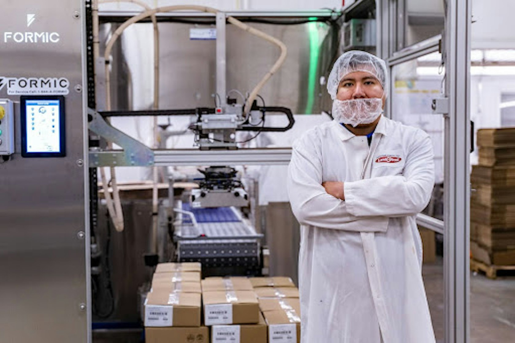 Land O’Frost Enhances Production with 5 Robotic Gantry Palletizers
